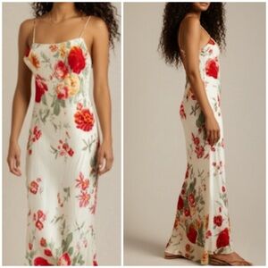 90s/Y2K Style Tiered Ruffle Rose‎ Floral Design Lightweight Maxi Length Dress